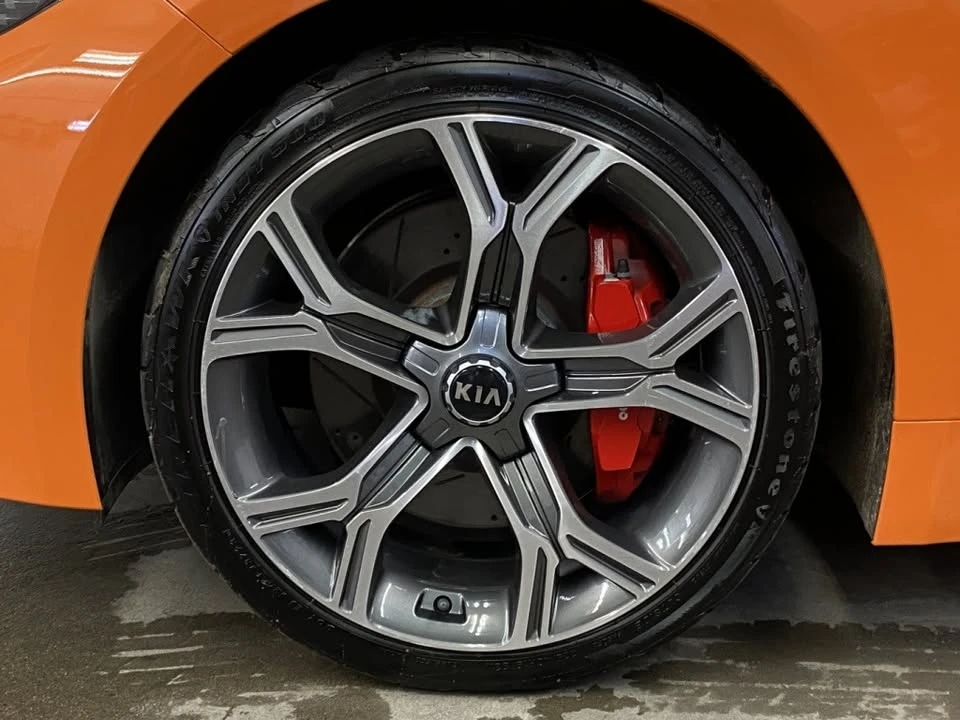 2021 Kia Stinger - Image 9 of 20