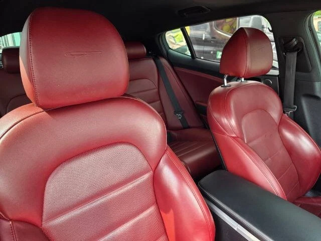 2021 Kia Stinger - Image 17 of 20