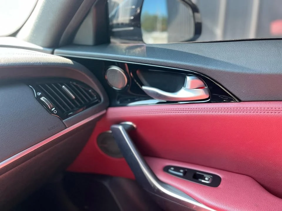2021 Kia Stinger - Image 19 of 20