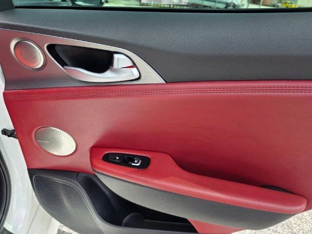 2021 Kia Stinger - Image 14 of 20