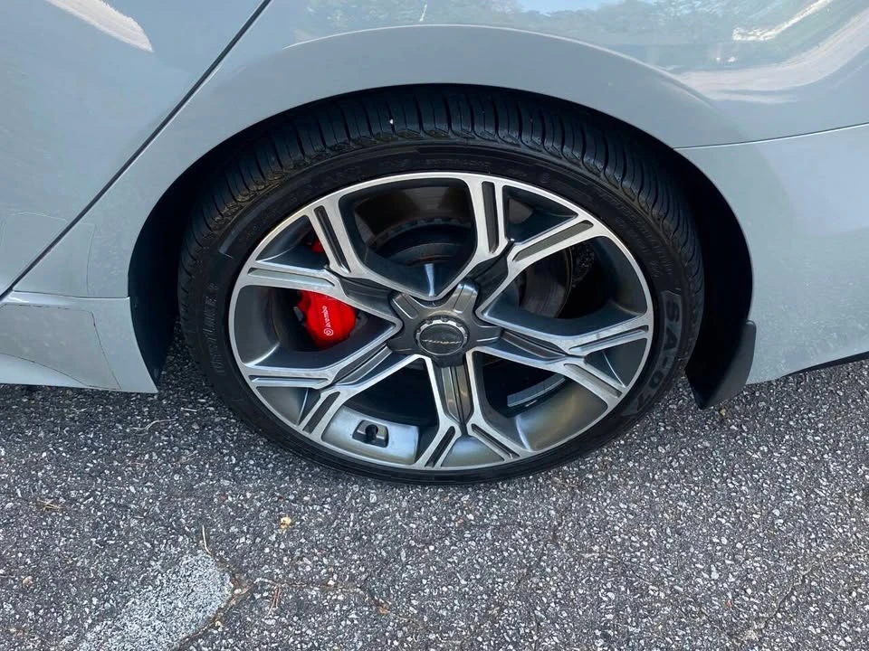 2021 Kia Stinger - Image 9 of 20