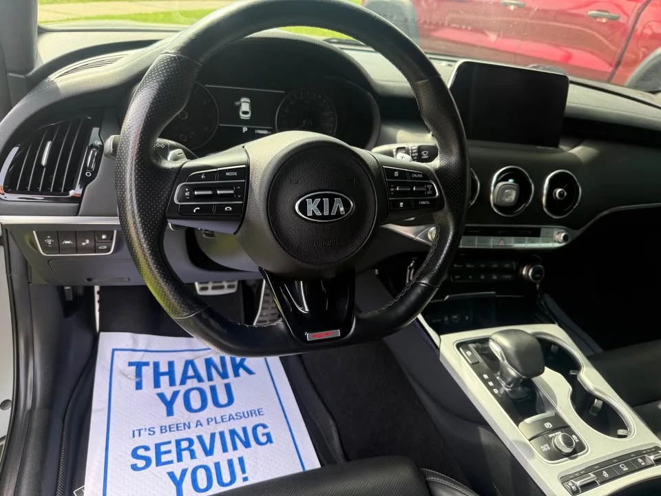 2021 Kia Stinger - Image 8 of 10