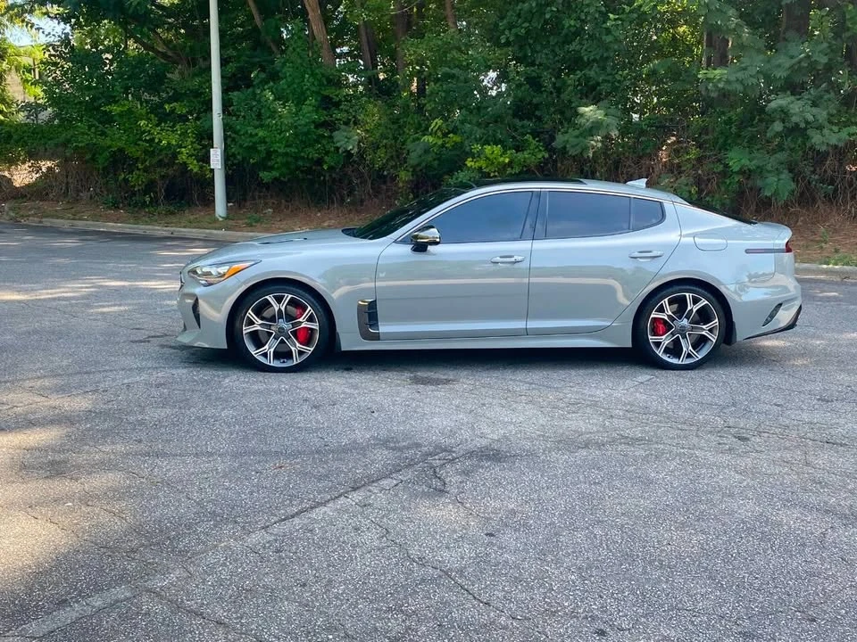 2021 Kia Stinger - Image 8 of 20