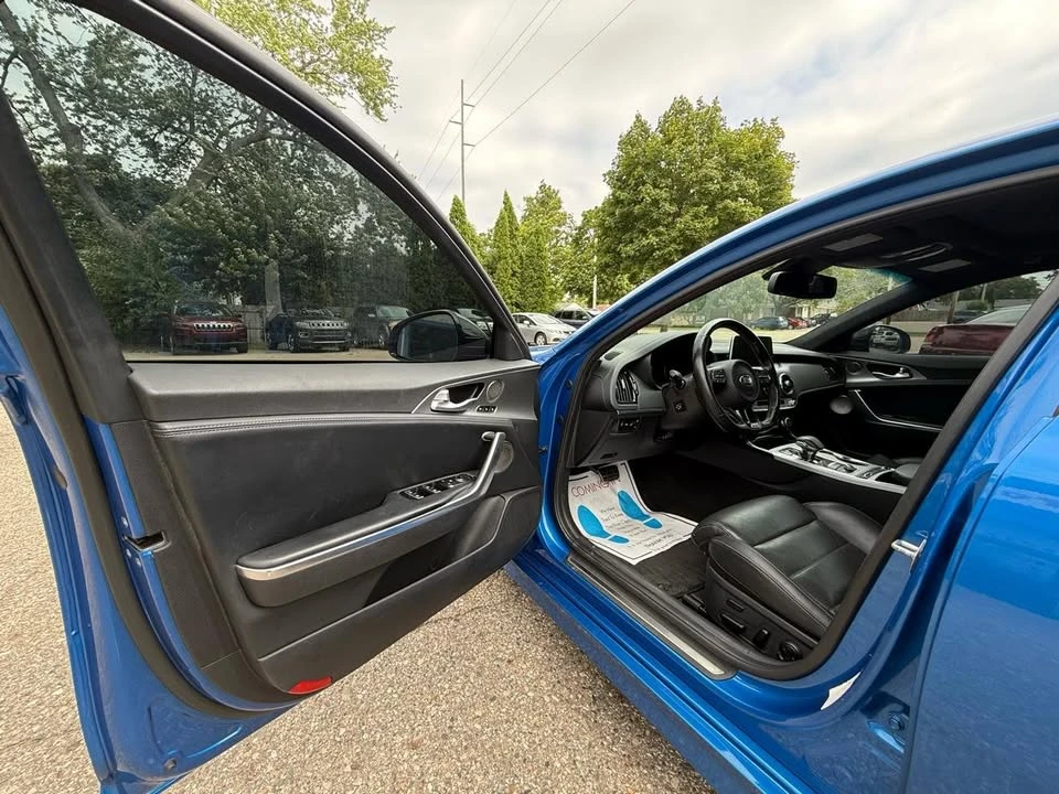2021 Kia Stinger - Image 11 of 20
