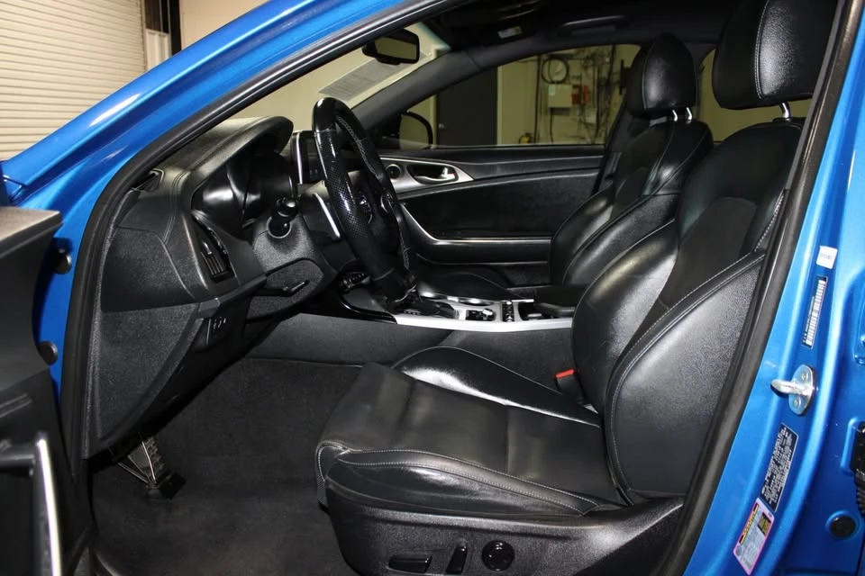 2021 Kia Stinger - Image 8 of 20