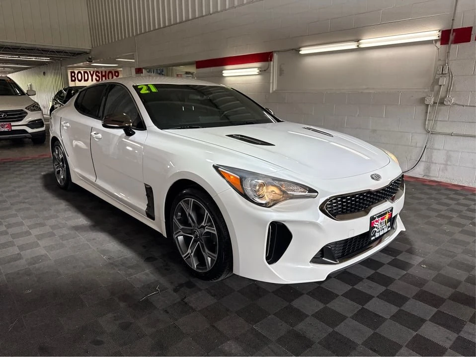 2021 Kia Stinger - Image 3 of 20