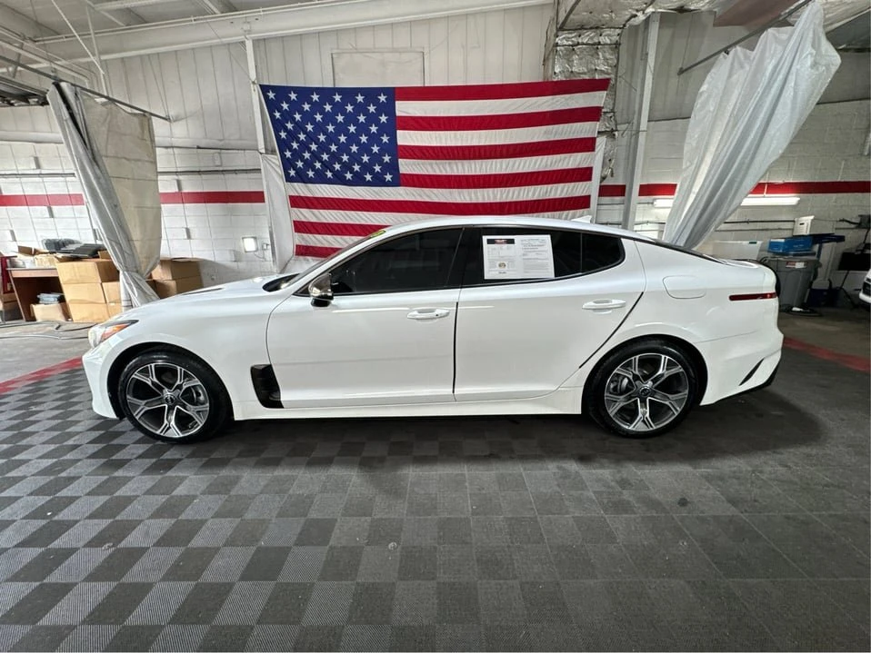 2021 Kia Stinger - Image 8 of 20