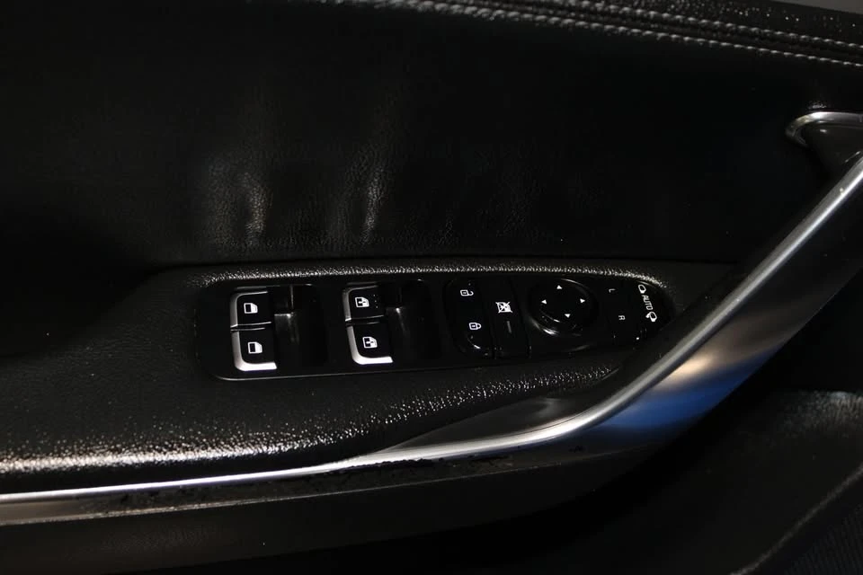 2021 Kia Stinger - Image 9 of 20
