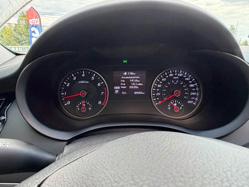 2021 Kia Stinger - Image 11 of 18