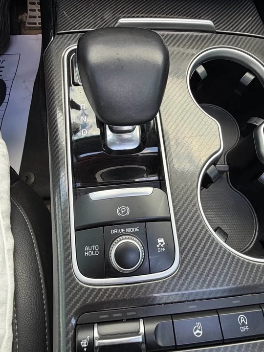 2021 Kia Stinger - Image 12 of 18