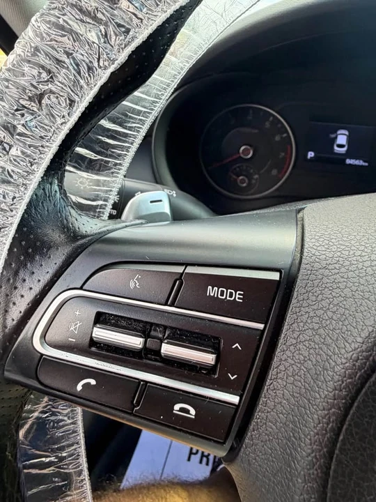 2021 Kia Stinger - Image 17 of 18