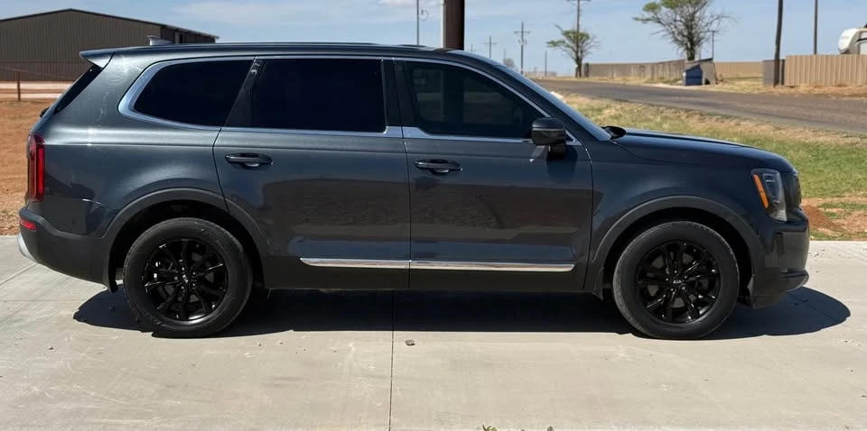 2021 Kia Telluride - Image 3 of 16