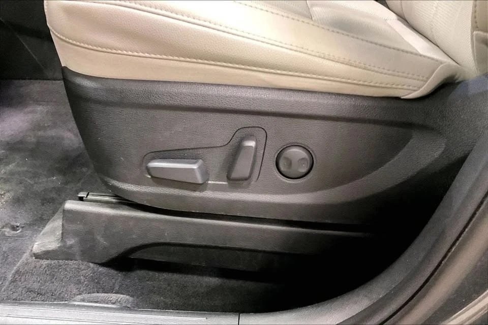2021 Kia Telluride - Image 19 of 20