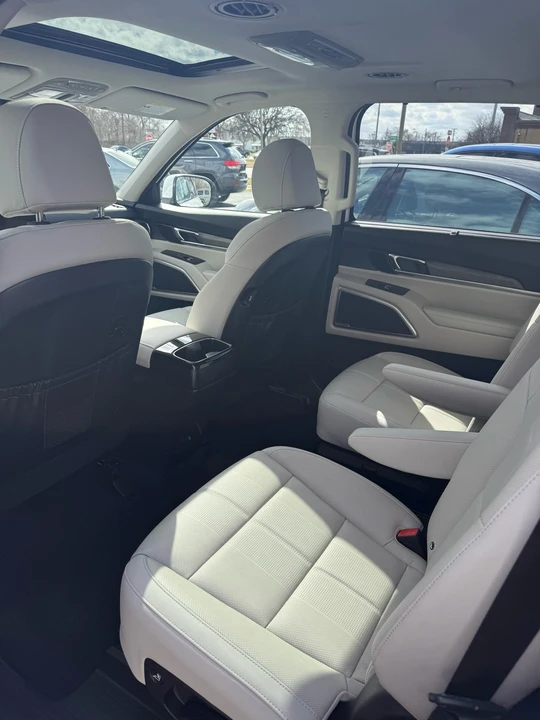 2021 Kia Telluride - Image 6 of 8