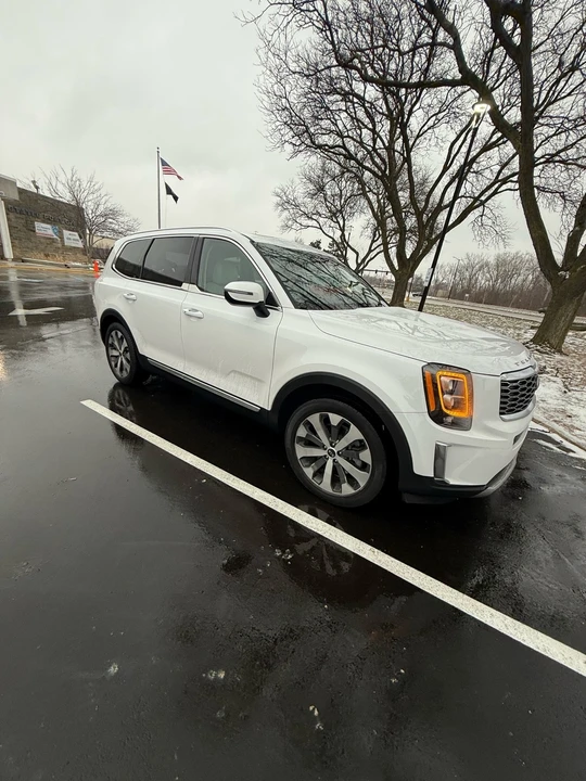 2021 Kia Telluride - Image 3 of 8