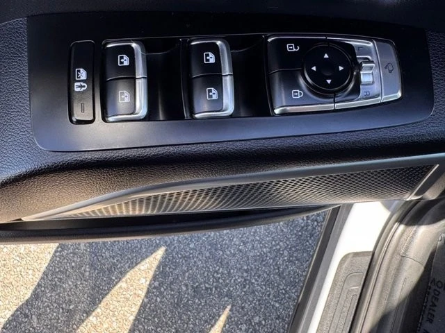 2021 Kia Telluride - Image 17 of 21