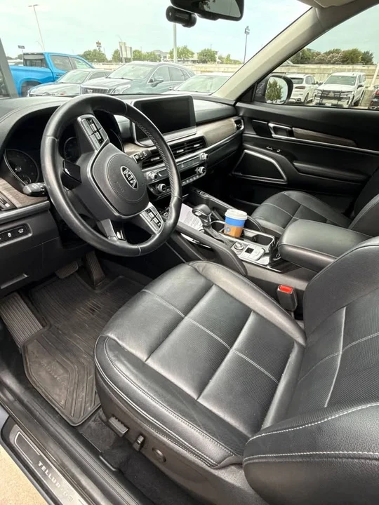 2021 Kia Telluride - Image 5 of 10