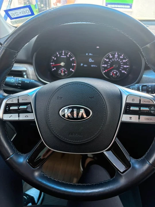 2021 Kia Telluride - Image 17 of 20