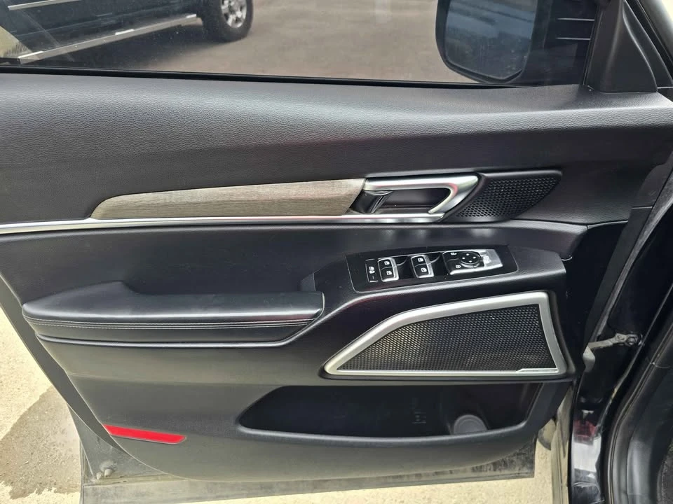2021 Kia Telluride - Image 10 of 17
