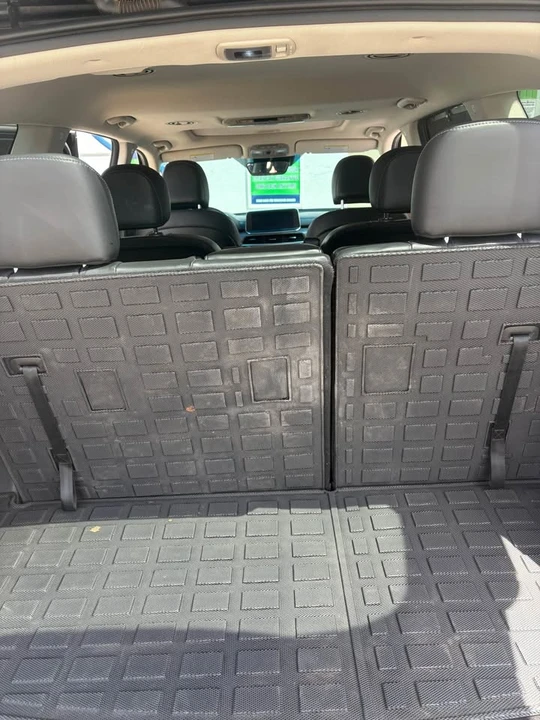 2021 Kia Telluride - Image 11 of 20