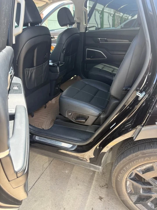 2021 Kia Telluride - Image 13 of 20