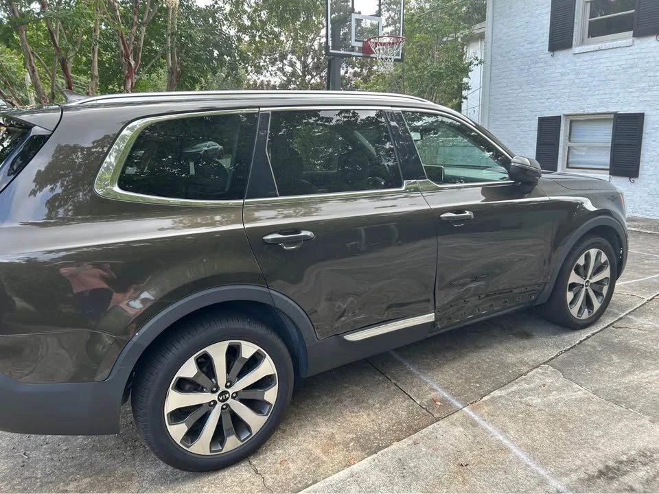 2021 Kia Telluride - Image 2 of 4