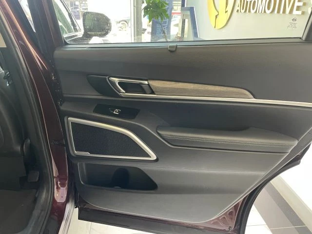 2021 Kia Telluride - Image 26 of 31