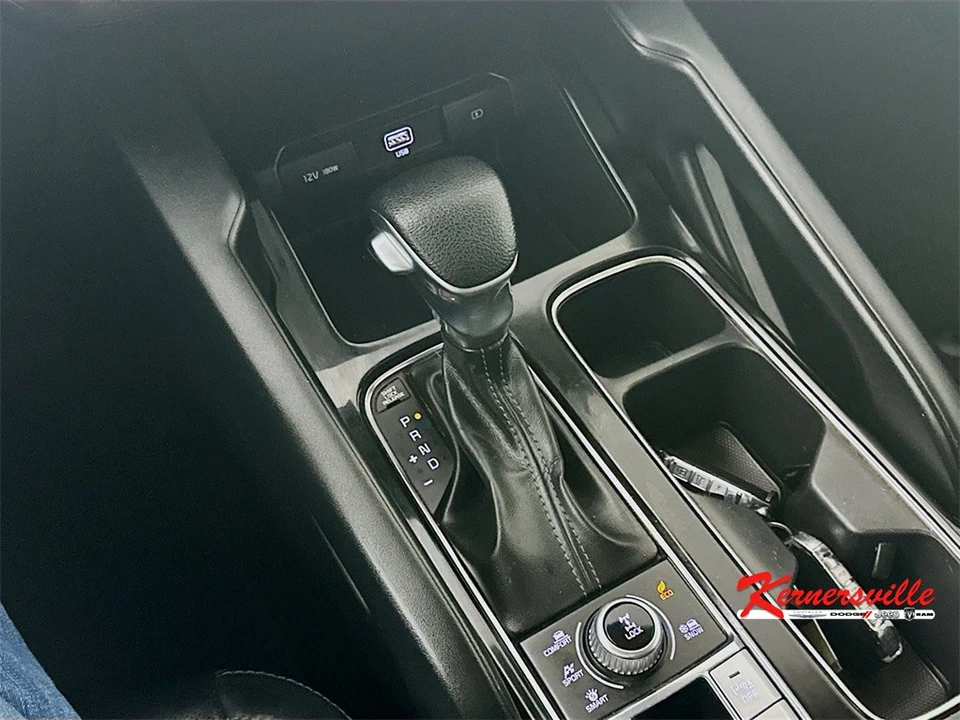 2021 Kia Telluride - Image 16 of 21