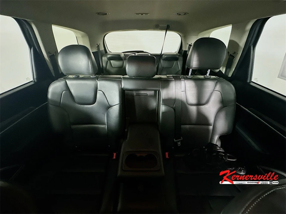 2021 Kia Telluride - Image 13 of 21