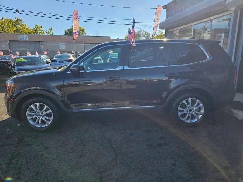 2021 Kia Telluride - Image 2 of 12