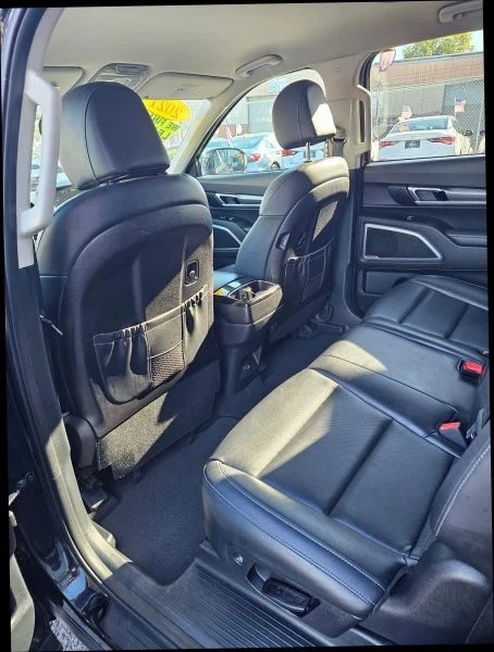 2021 Kia Telluride - Image 8 of 12