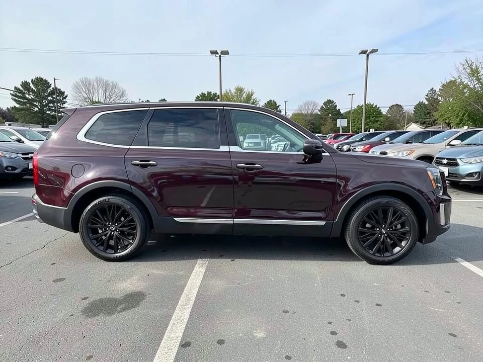 2021 Kia Telluride - Image 8 of 20