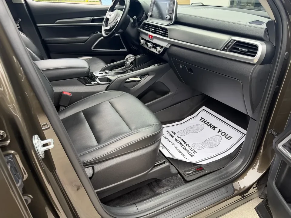 2021 Kia Telluride - Image 14 of 20