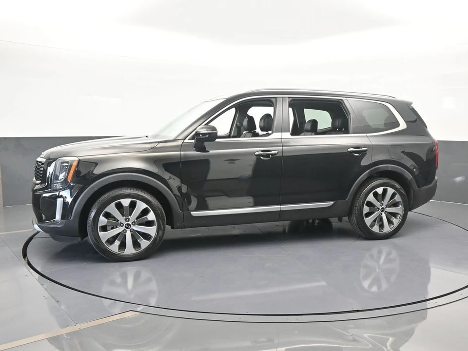 2021 Kia Telluride - Image 2 of 12