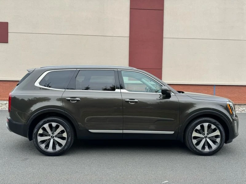 2021 Kia Telluride - Image 6 of 12
