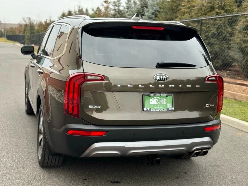 2021 Kia Telluride - Image 10 of 12