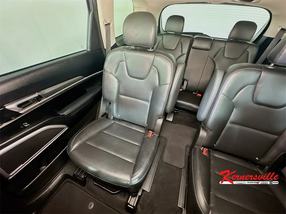 2021 Kia Telluride - Image 12 of 21