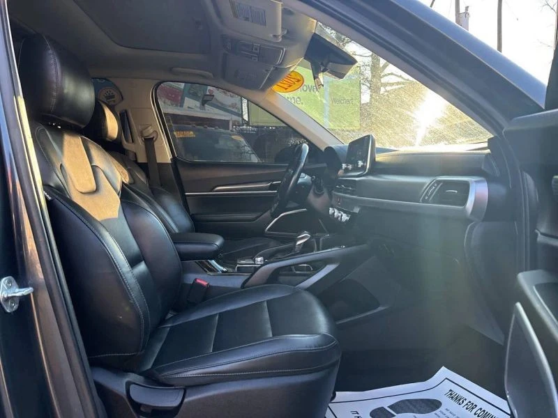 2021 Kia Telluride - Image 8 of 12