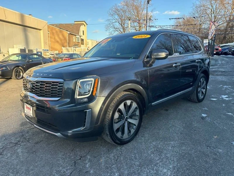 2021 Kia Telluride - Image 3 of 12