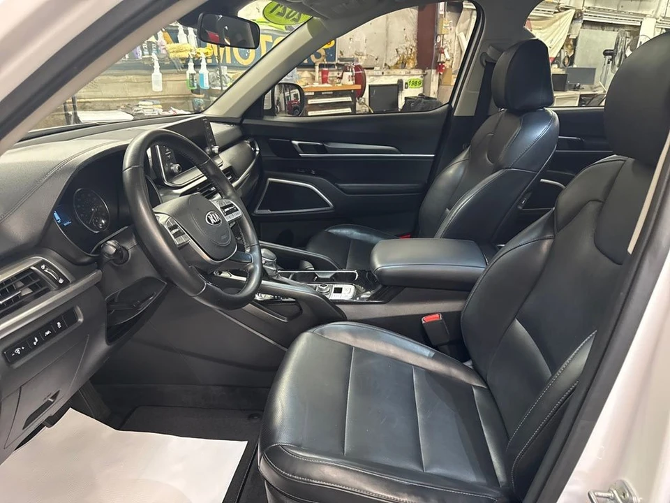 2021 Kia Telluride - Image 10 of 12