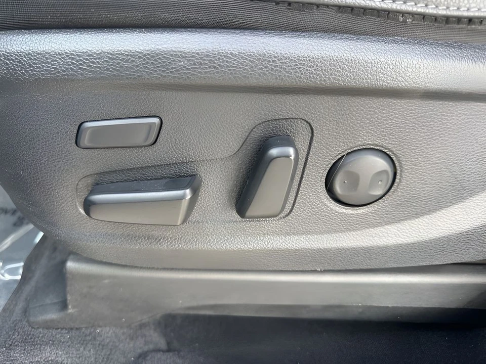 2021 Kia Telluride - Image 10 of 12