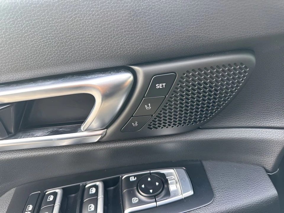 2021 Kia Telluride - Image 11 of 12