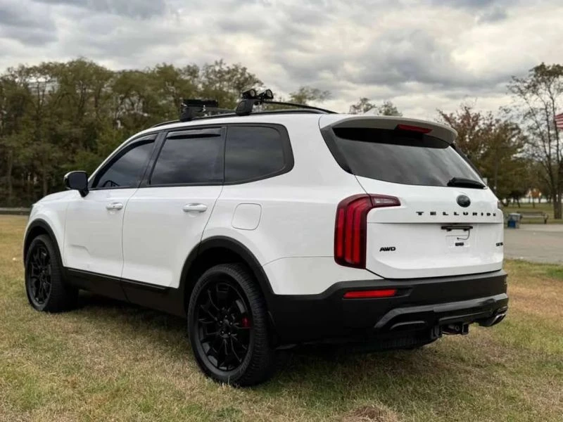 2021 Kia Telluride - Image 8 of 12