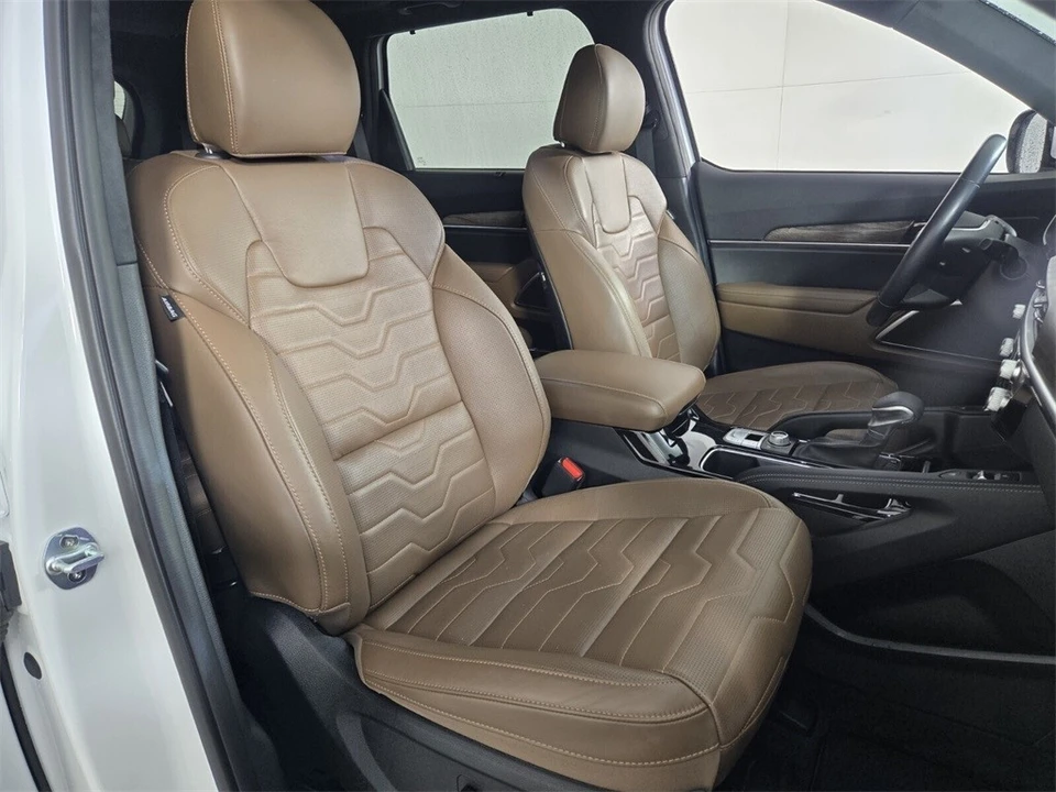 2021 Kia Telluride - Image 18 of 21
