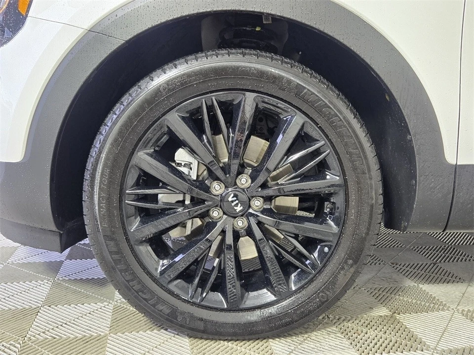 2021 Kia Telluride - Image 5 of 12