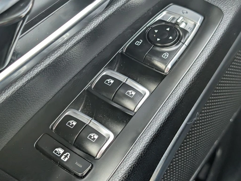 2021 Kia Telluride - Image 12 of 21