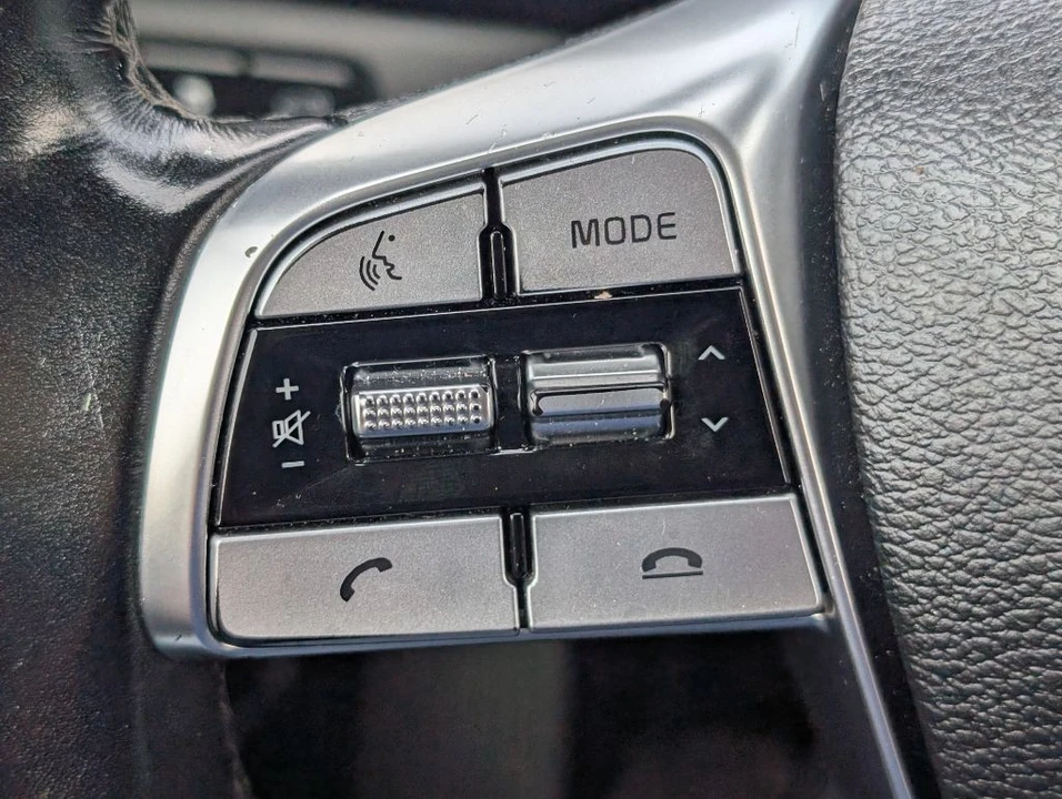 2021 Kia Telluride - Image 15 of 21