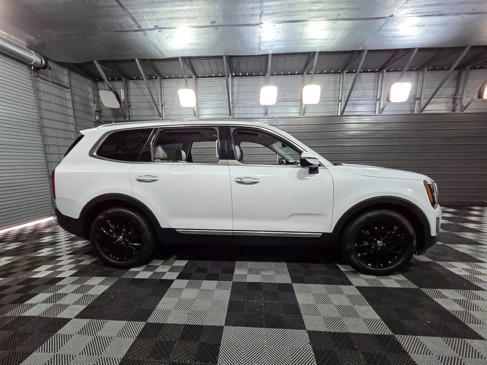 2021 Kia Telluride - Image 9 of 12
