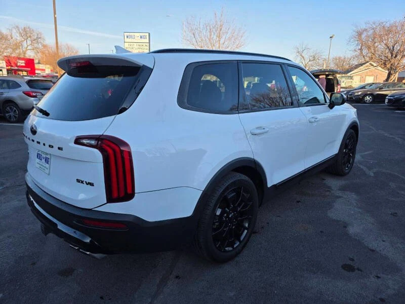 2021 Kia Telluride - Image 8 of 20