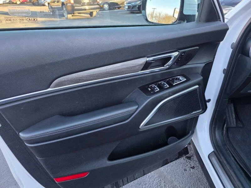 2021 Kia Telluride - Image 13 of 20